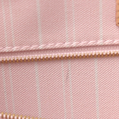 Louis Vuitton Monogram Giant By The Pool Hawaii Onthego GM Light Pink 10 of 12