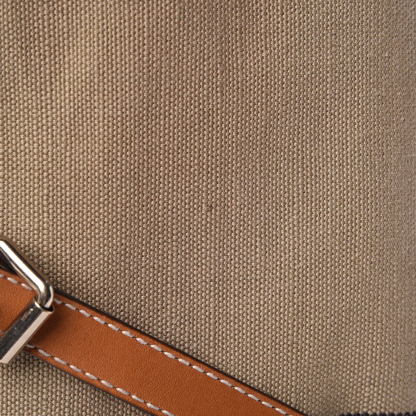 Canvas Mega Check Medium Tottenham Brit Tote Saddle Brown