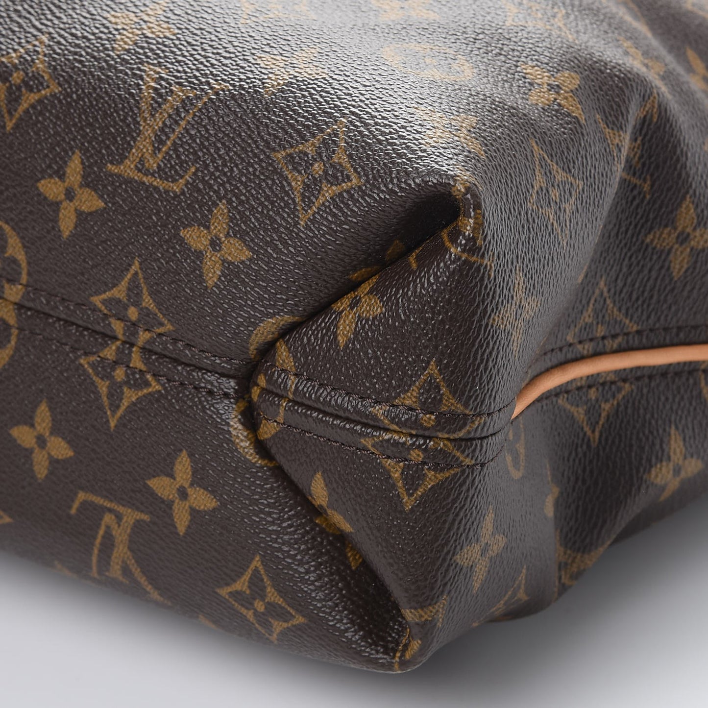 Monogram Sully PM