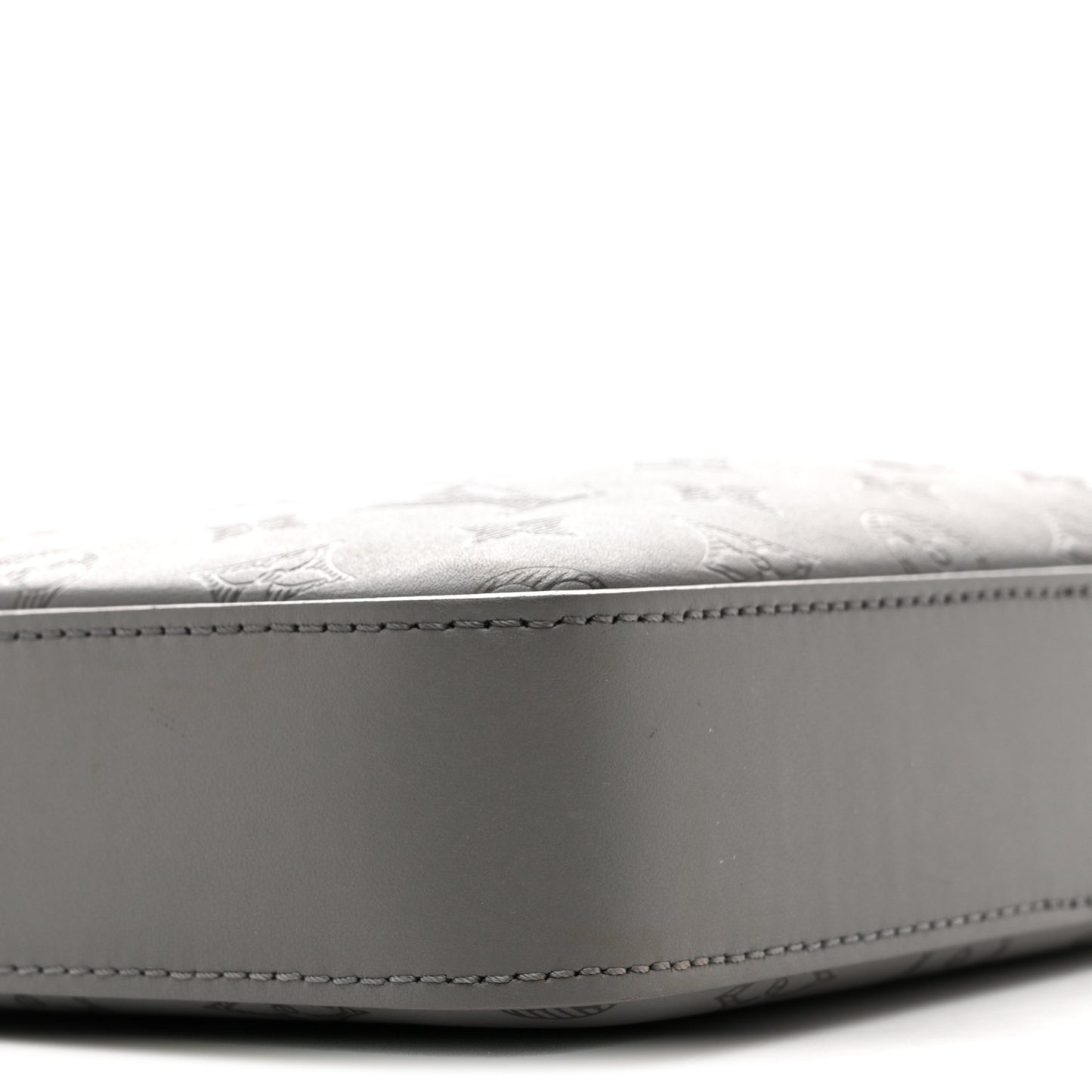 Calfskin Monogram Shadow Trio Messenger Anthracite Gray