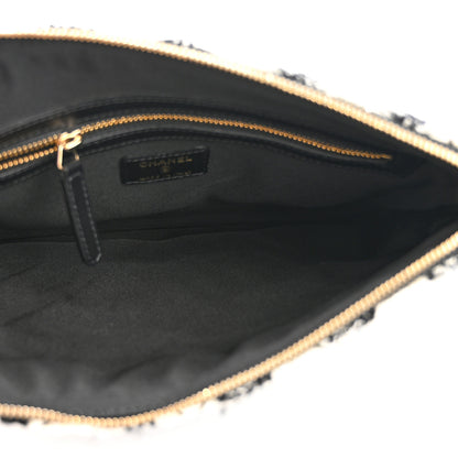 Chanel Tweed Shearling Quilted Chanel Cosmetic Pouch White Black 5 of 7