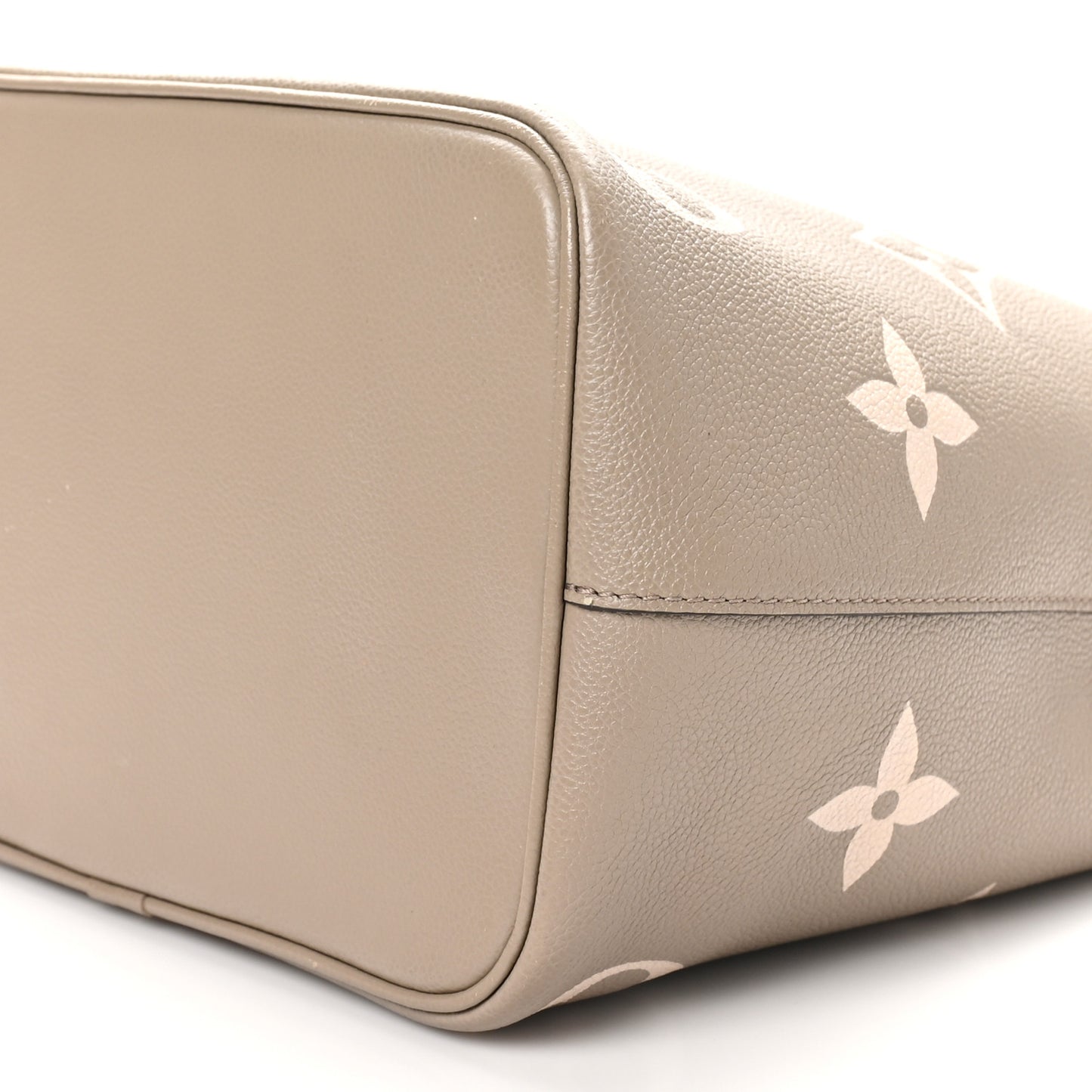 Empreinte Monogram Giant Neonoe MM Tourterelle Creme