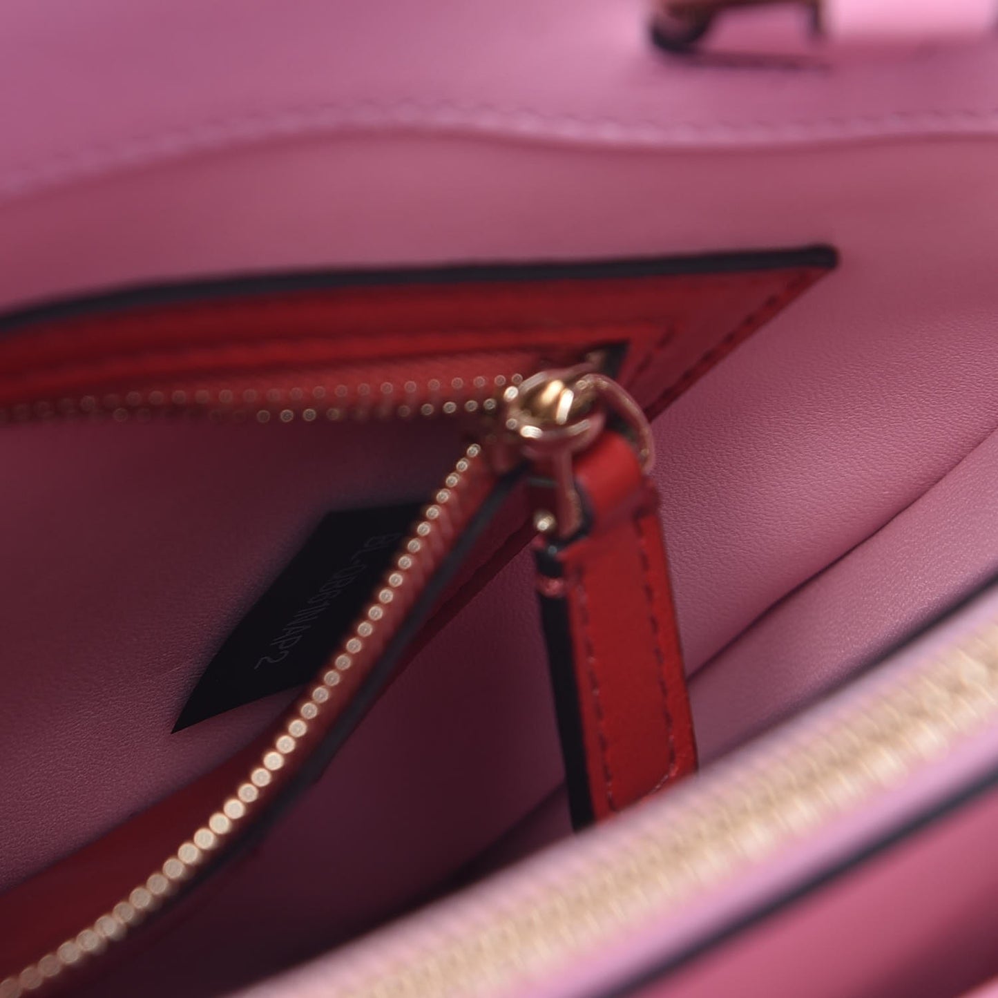 Nappa Rockstud Spike Tote Absolute