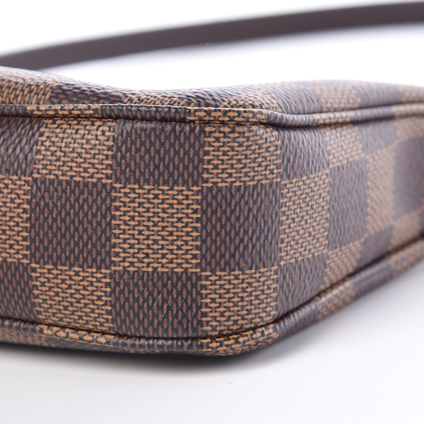 Damier Ebene Pochette Accessories NM