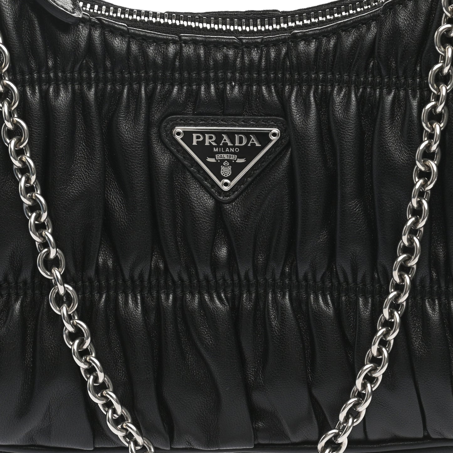 Nappa Gaufre Re-Edition 2005 Shoulder Bag Black
