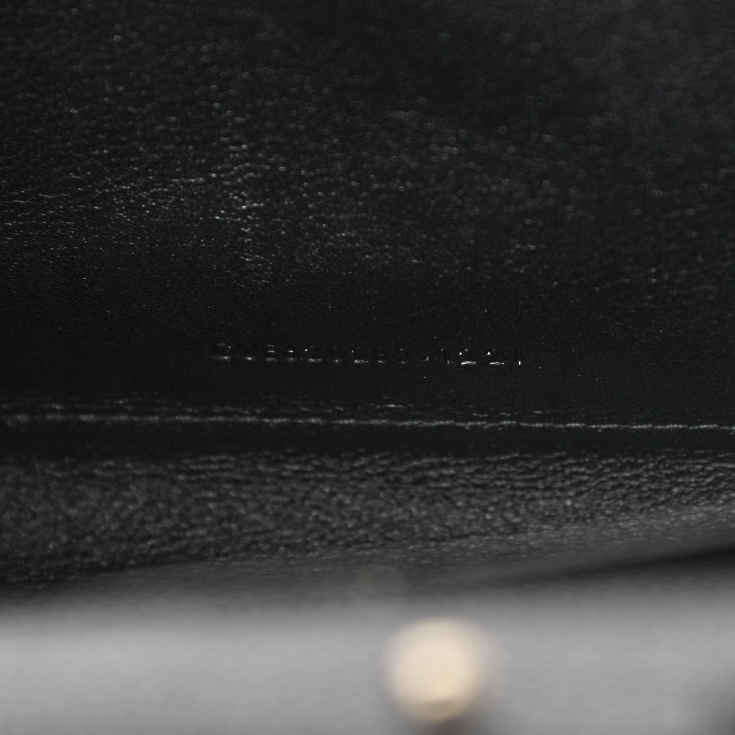 Grain De Poudre Mixed Matelasse Triquilt Monogram Chain Wallet Black