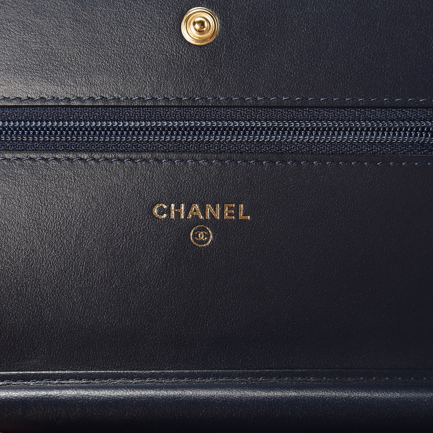 Caviar Quilted CC Filigree Wallet On Chain WOC Navy