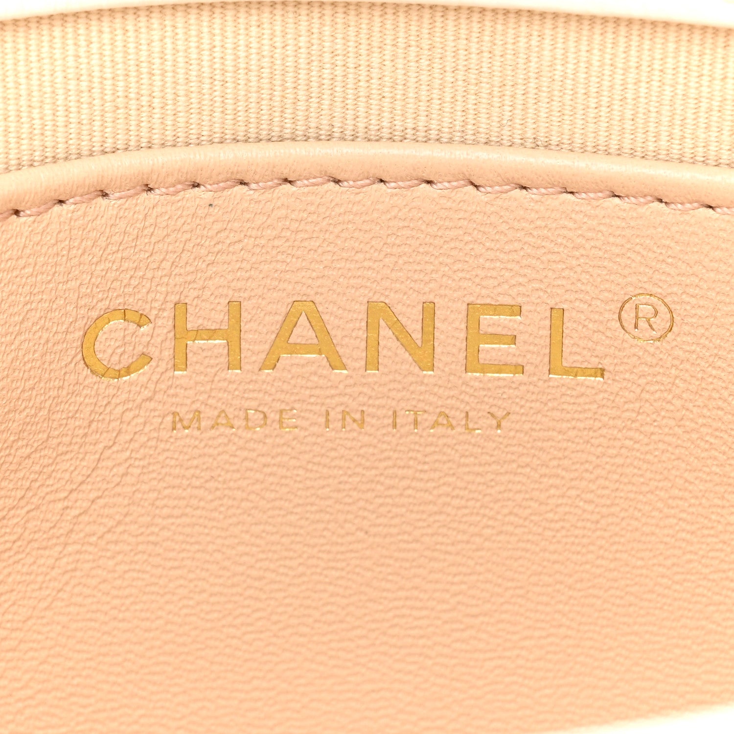 Chanel Shiny Crumpled Calfskin Quilted Small Wavy CC Hobo White 6 of 9