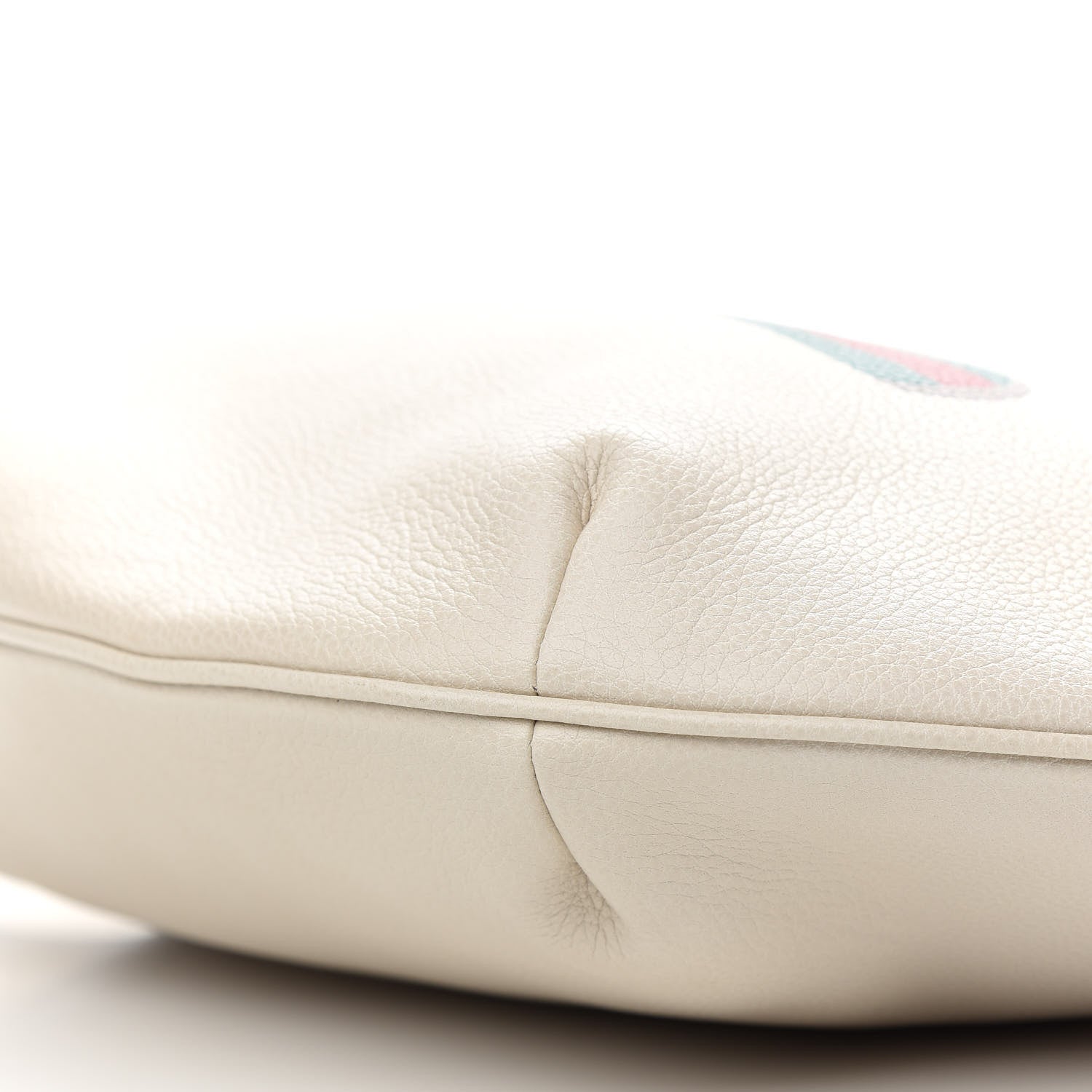 Gucci Grained Calfskin Logo Half Moon Hobo White 9 of 9