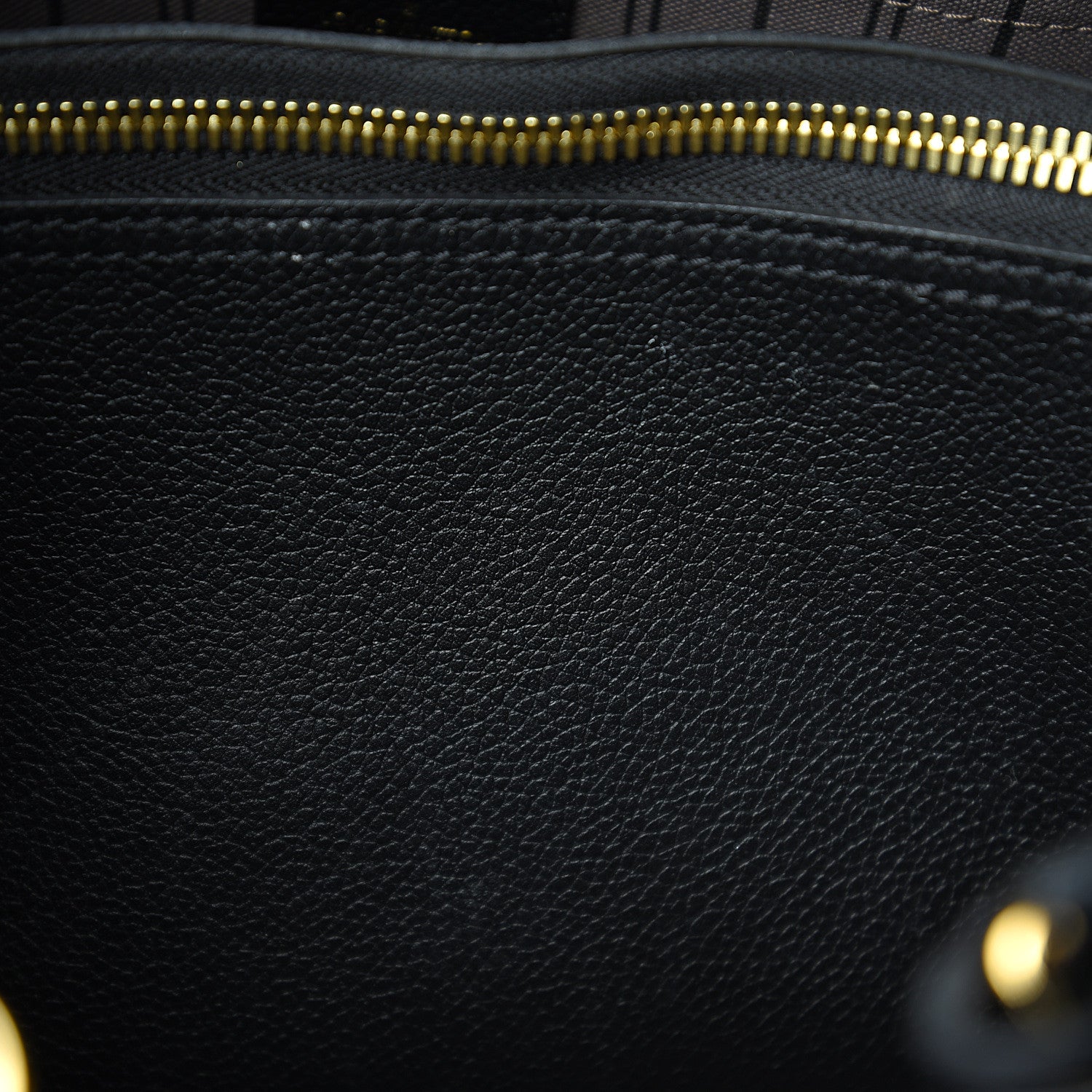 Louis Vuitton Empreinte Montaigne MM Black 8 of 11