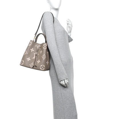 Louis Vuitton Empreinte Monogram Giant Neonoe MM Tourterelle Creme 2 of 11