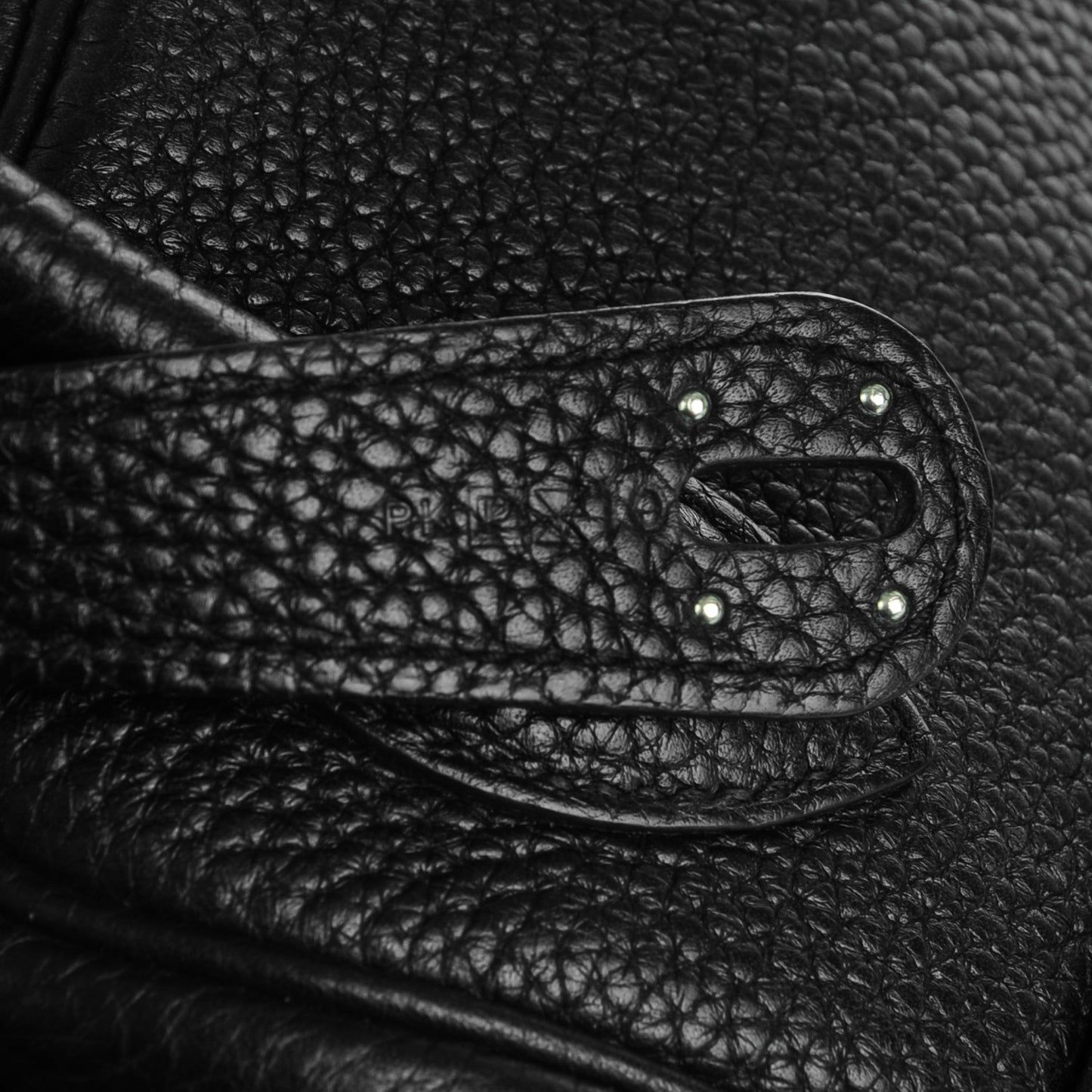 Taurillon Clemence Lindy 34 Black