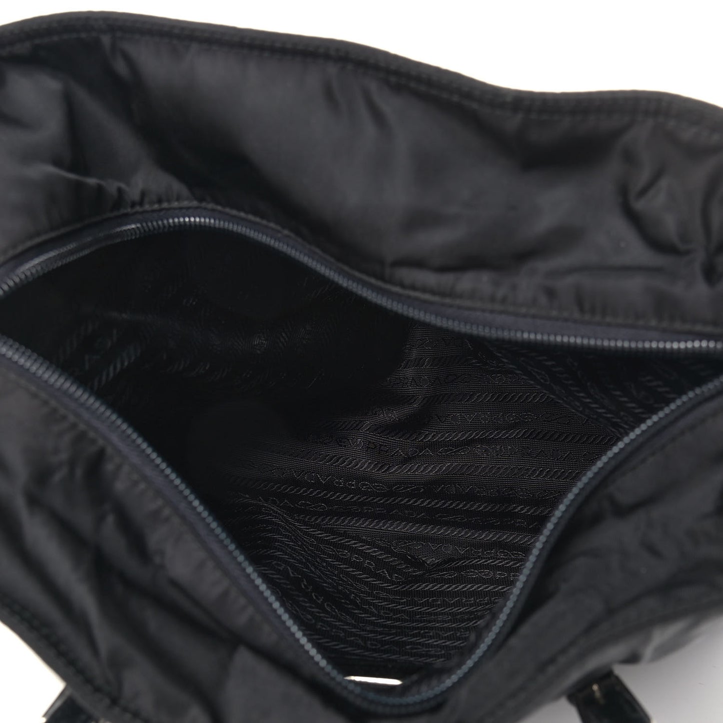 Nylon Tessuto Acciaio Chain Shoulder Bag Black