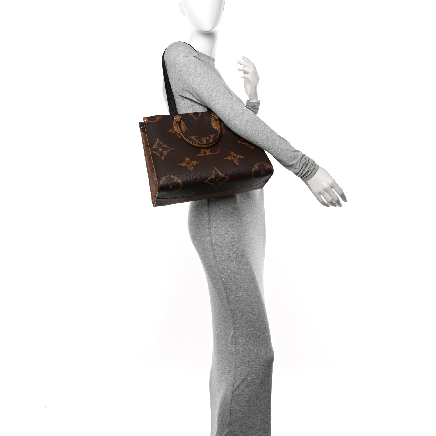 Louis Vuitton Reverse Monogram Giant Onthego MM 3 of 10