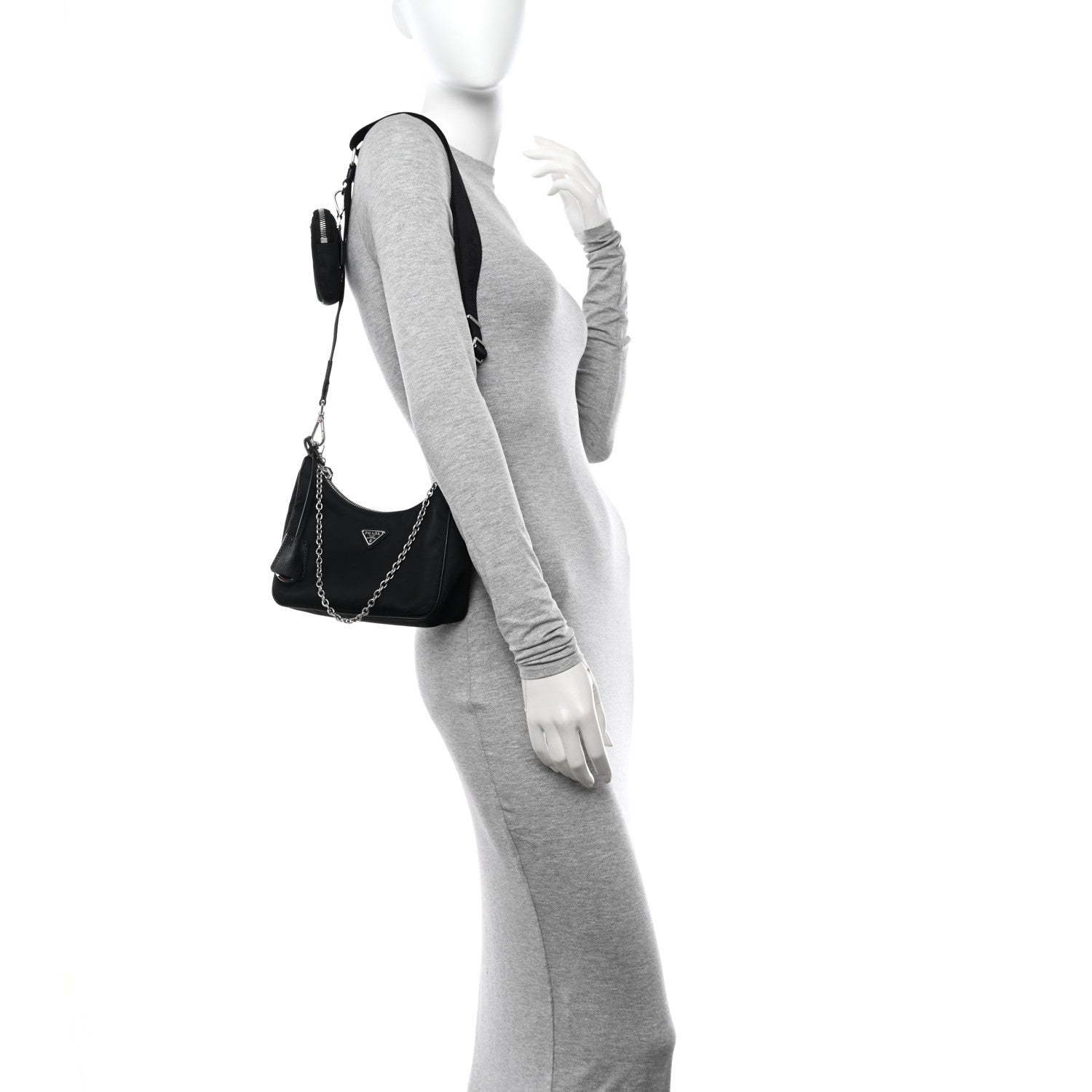 Prada Nylon Re-Edition 2005 Shoulder Bag Black 2 of 11