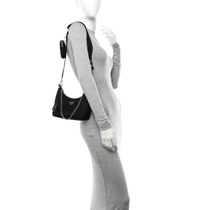 Prada Nylon Re-Edition 2005 Shoulder Bag Black 2 of 11