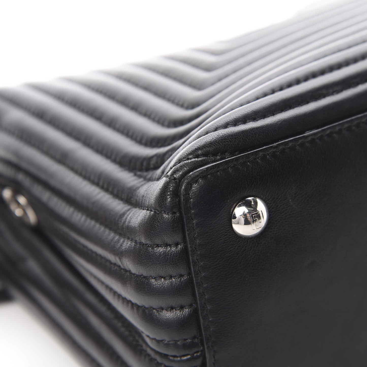 Shiny Nappa Trapuntata Chain Small DotCom Click Chain Satchel Black