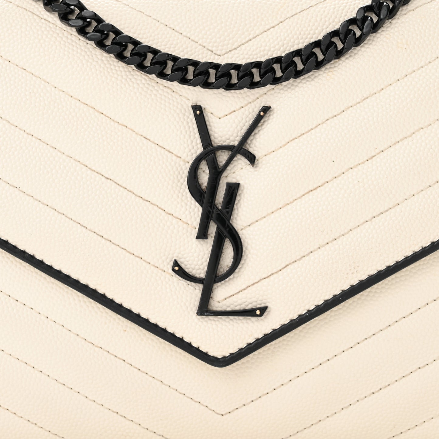 Grain De Poudre Matelasse Monogram Chain Wallet White Black