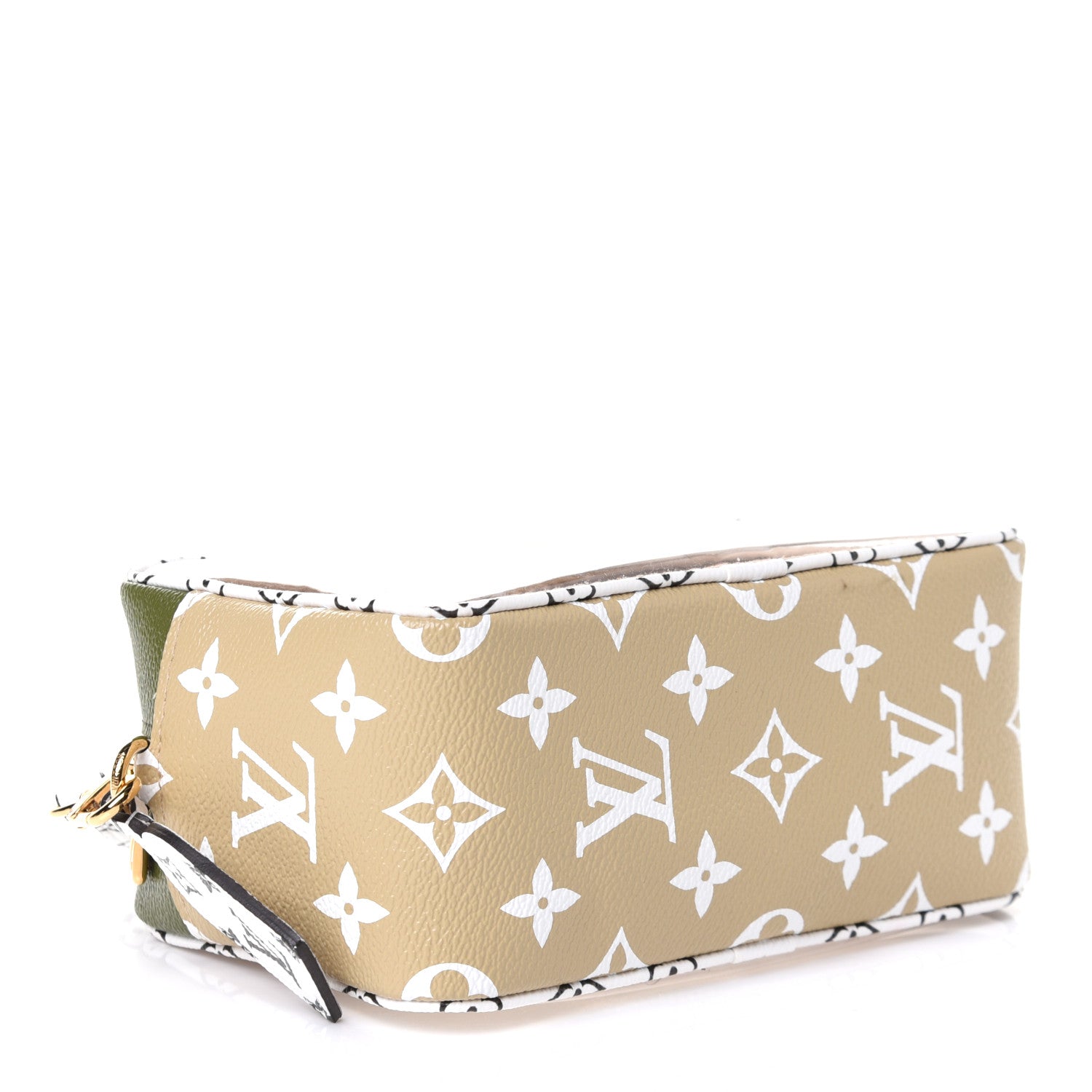 Louis Vuitton Monogram Giant Beach Pouch Kaki 6 of 8