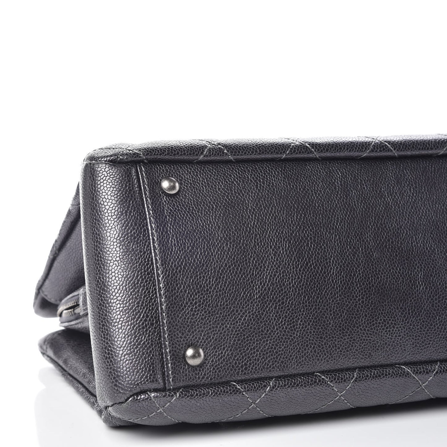 Iridescent Quilted Chic Caviar Shopping Tote Argent