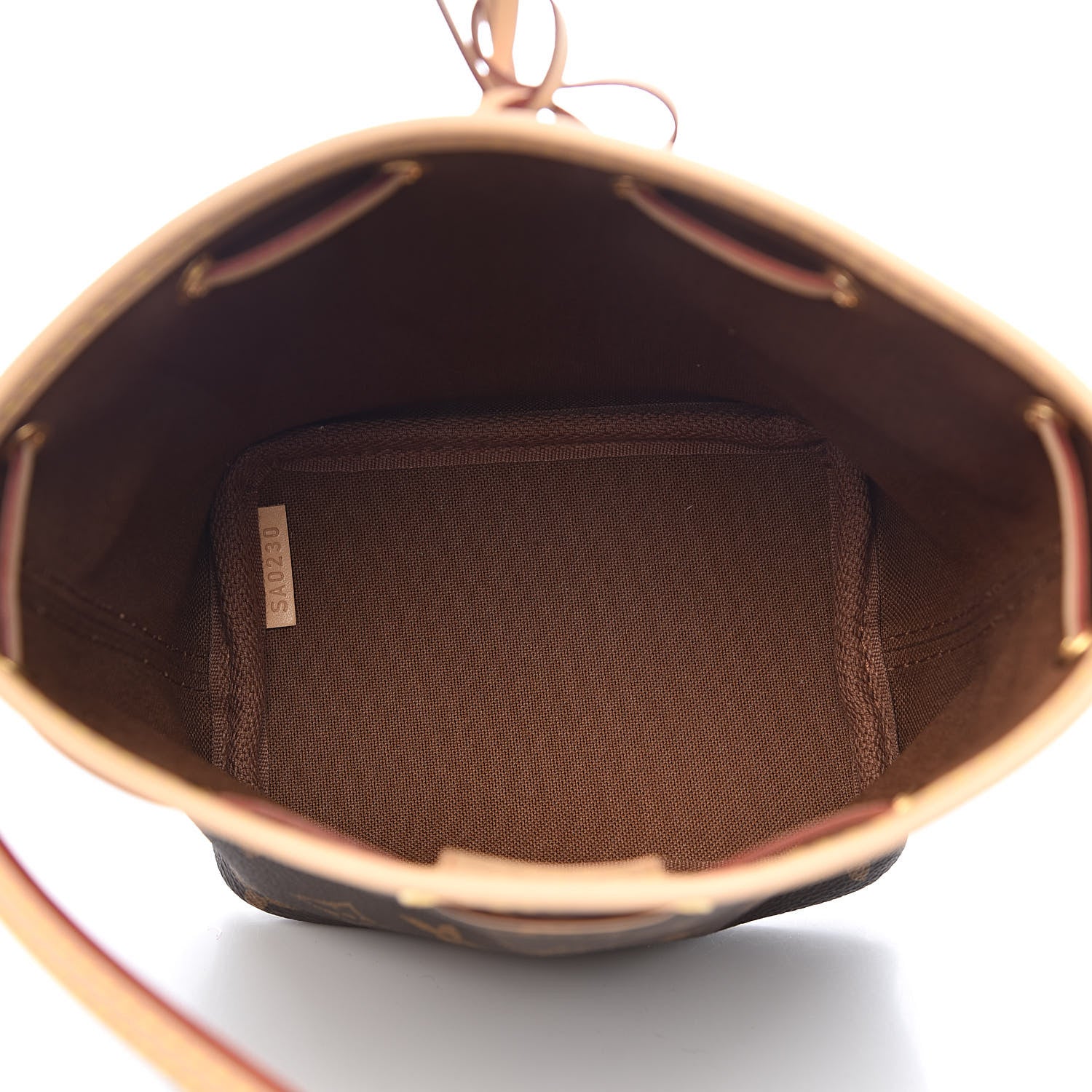 Louis Vuitton Monogram Nano Noe 5 of 11
