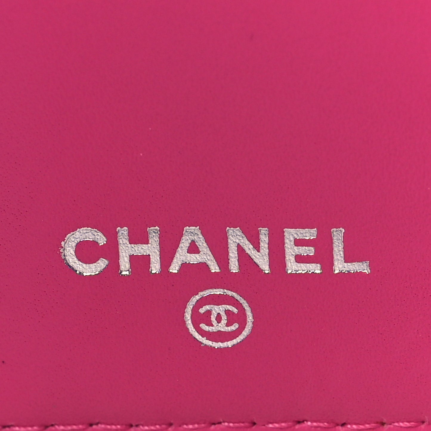 Caviar Quilted Compact Zipped Wallet Pink