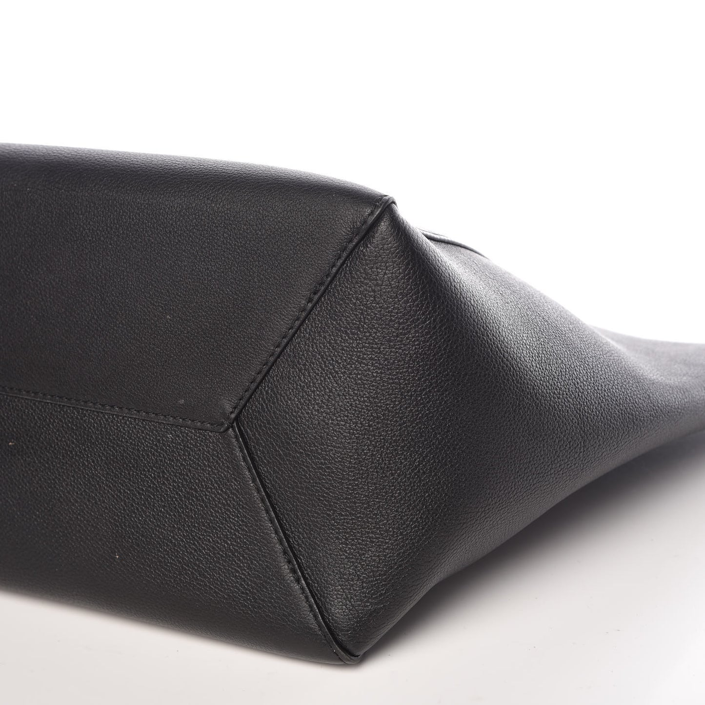 Calfskin Lockme Cabas Black