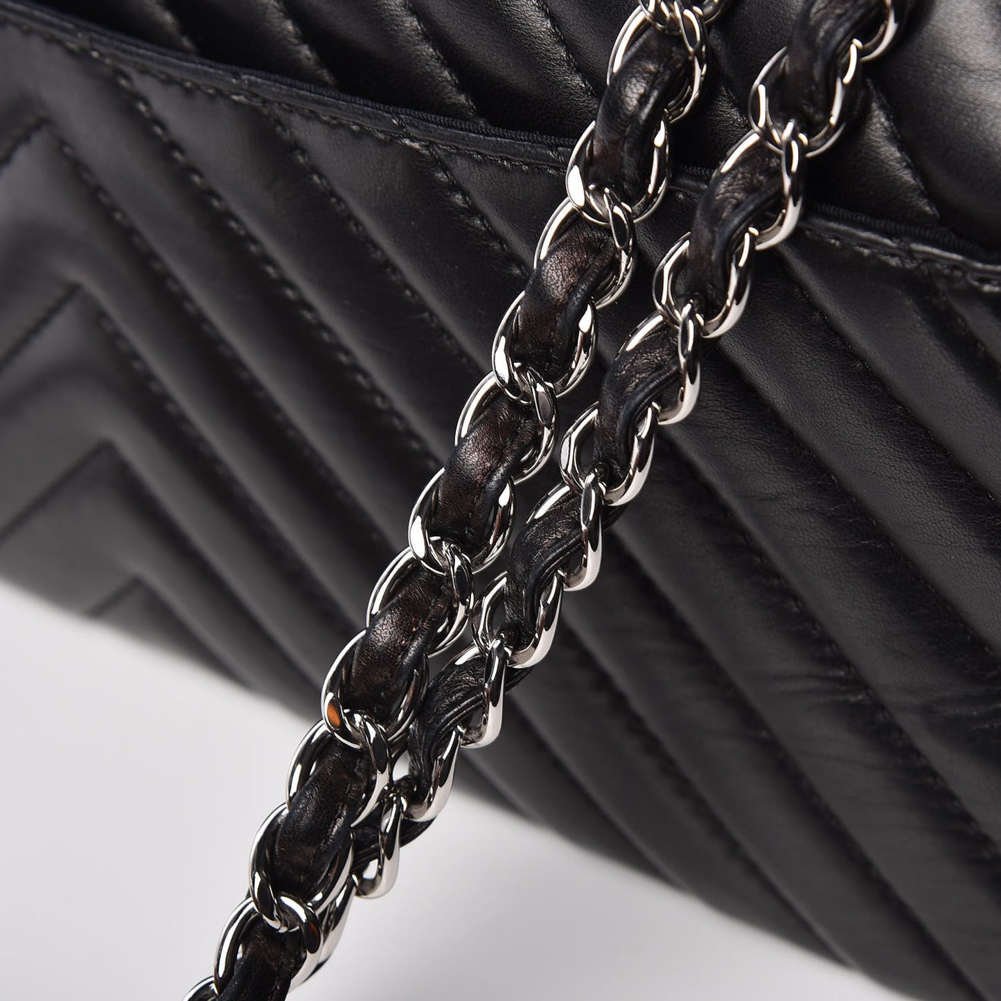 Lambskin Chevron Quilted Large Surpique Flap Black