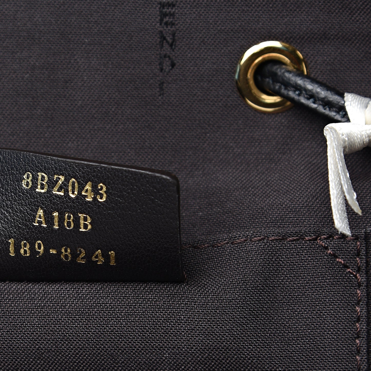 Vitello Cruise F is Fendi Drawstring Backpack Black