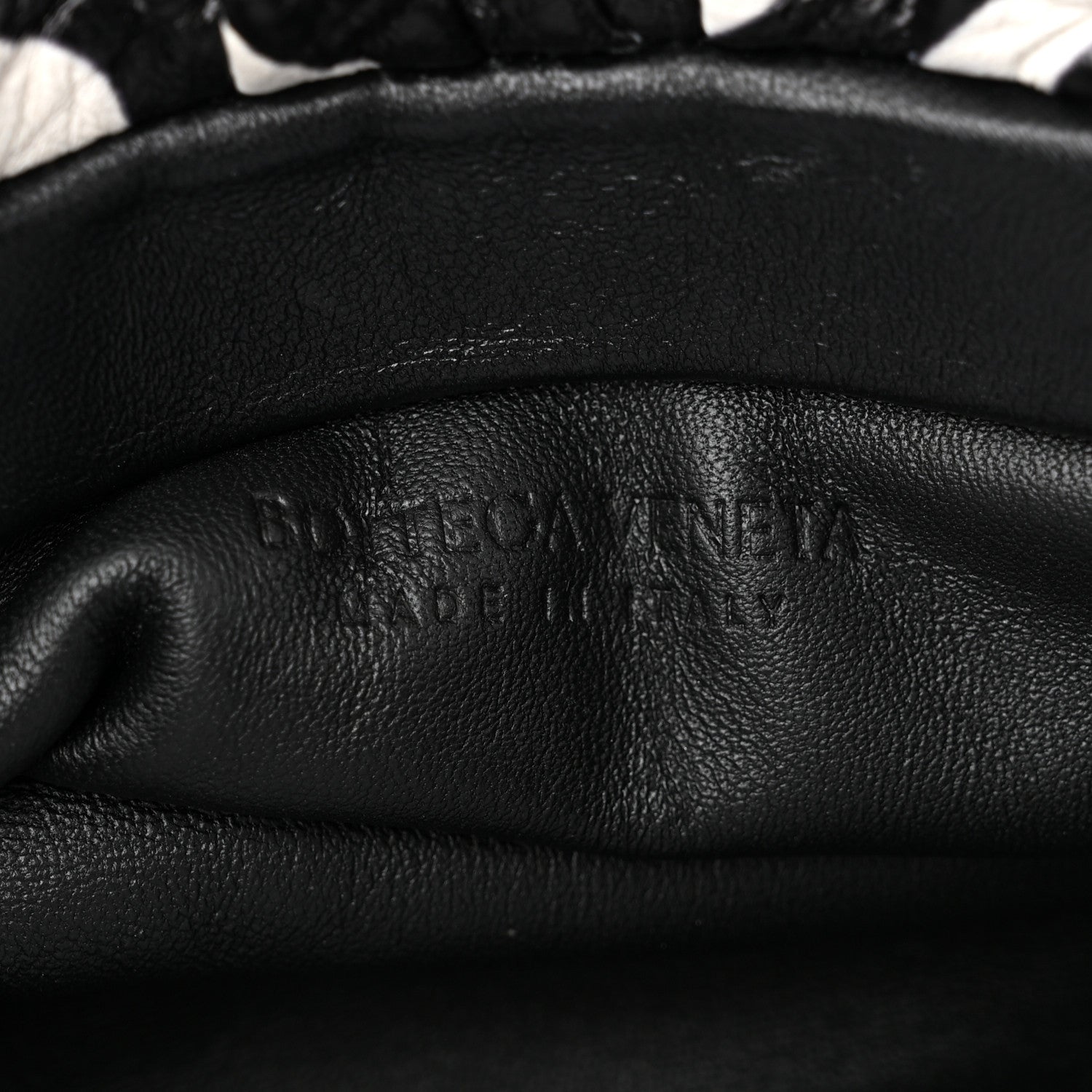 Bottega Veneta Nappa Zebra Print The Pouch Chain White Black 6 of 11