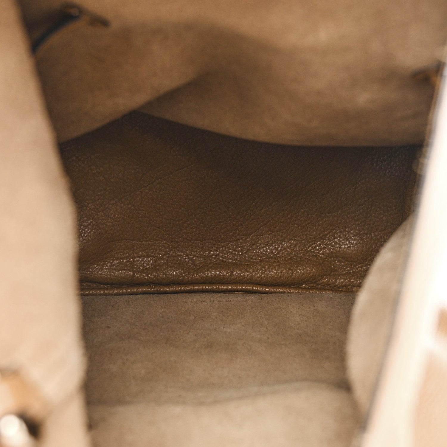 Burberry Grainy Calfskin Large Ashby Hobo Sand 6 of 16