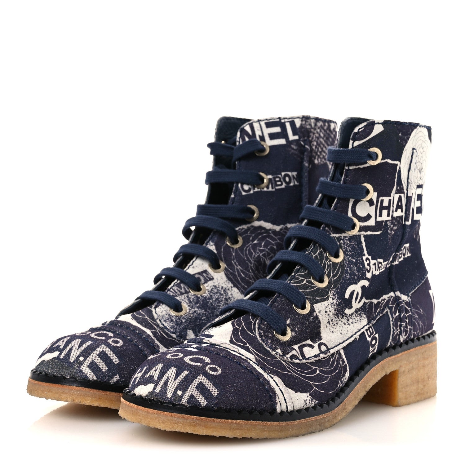 Chanel Suede Calfskin Printed CC 31 Rue Cambon Lace Up Combat Boots 39.5 White Navy 4 of 12
