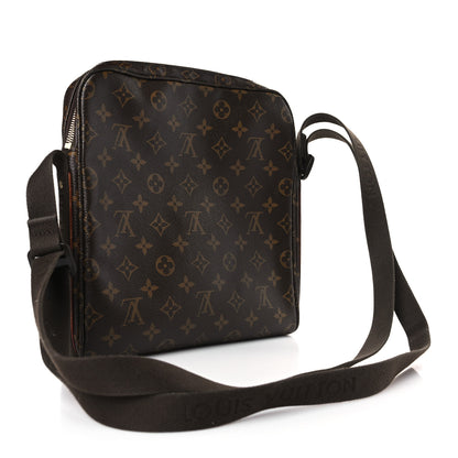 Louis Vuitton Monogram Trotteur Beaubourg 3 of 8