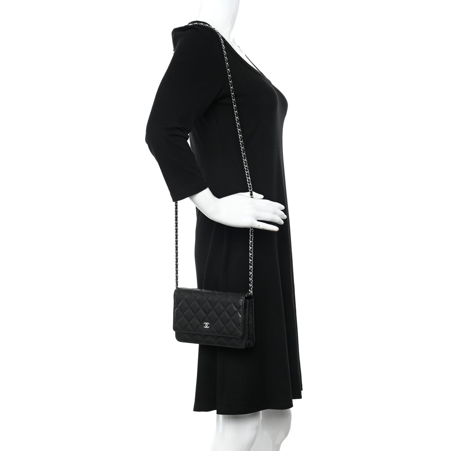 Caviar Quilted Wallet on Chain WOC Black
