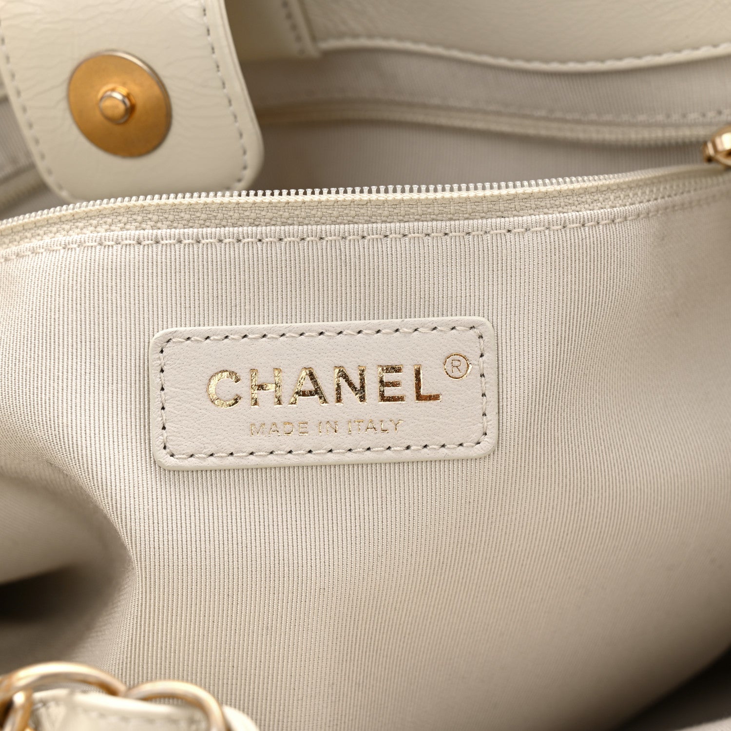 Chanel Shiny Aged Calfskin Shopping Bag White 6 of 10