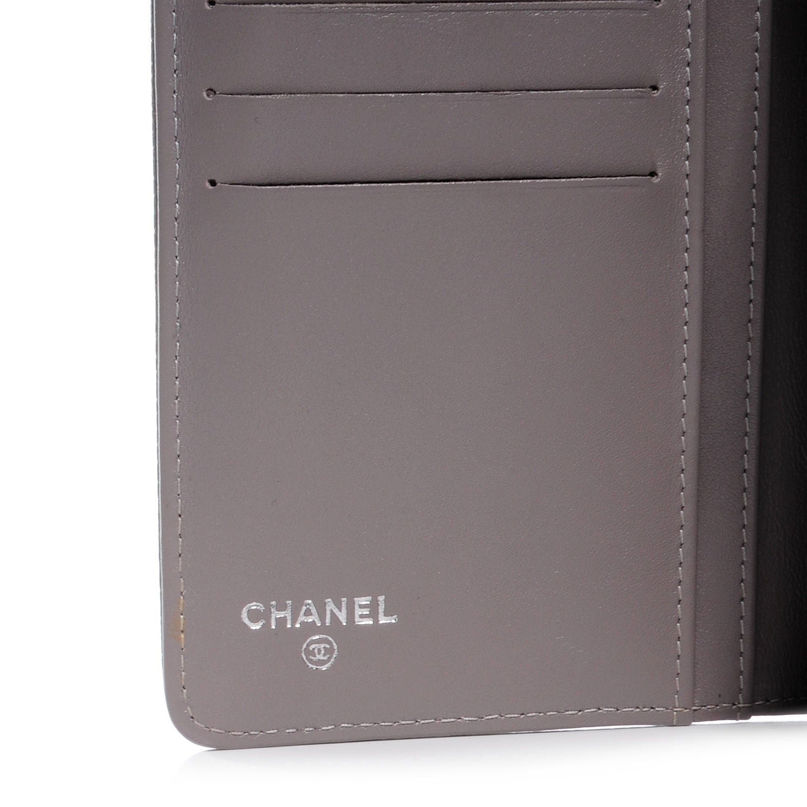 Chanel Caviar Yen CC Wallet Light Grey 6 of 9