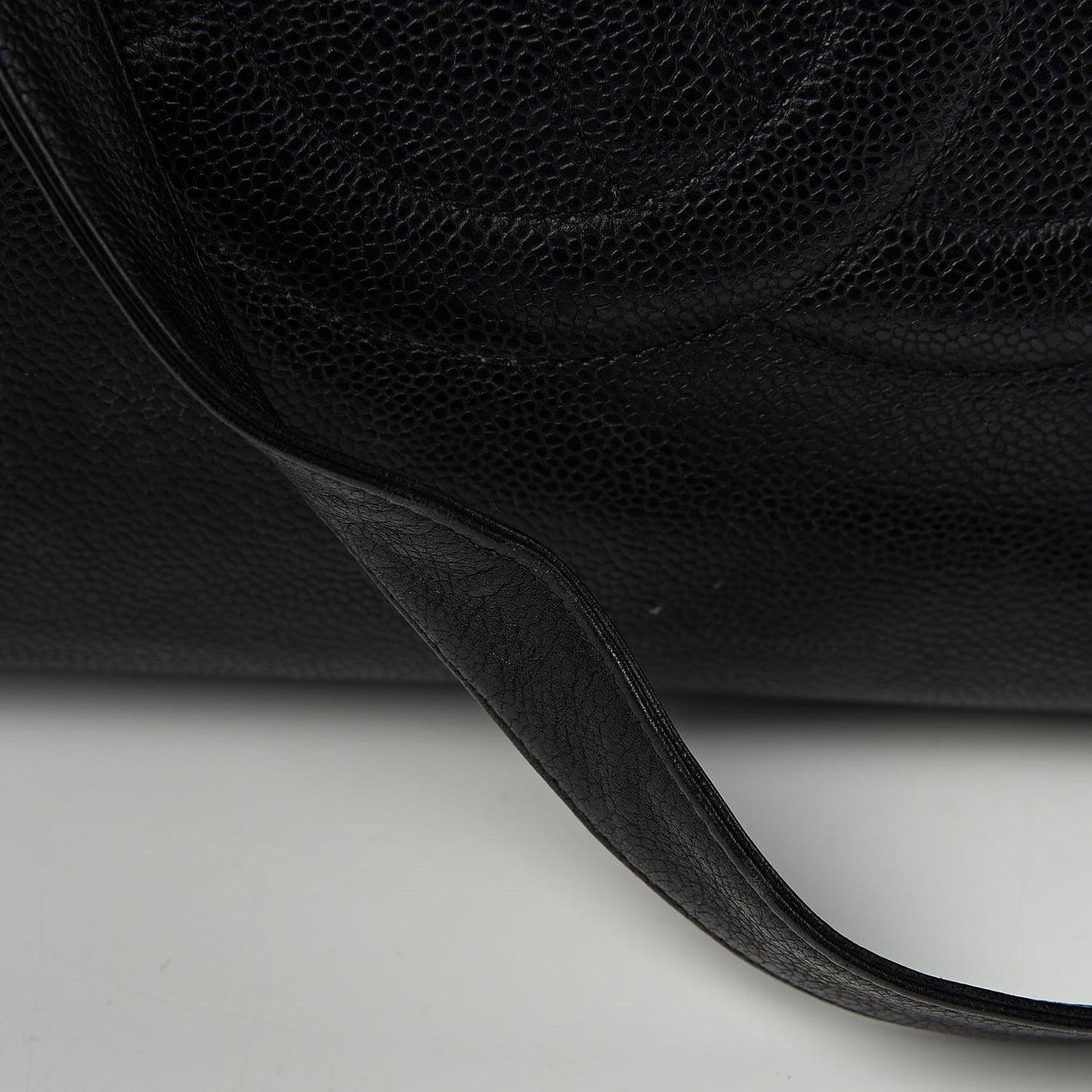 Caviar Large CC Shoulder Bag Black