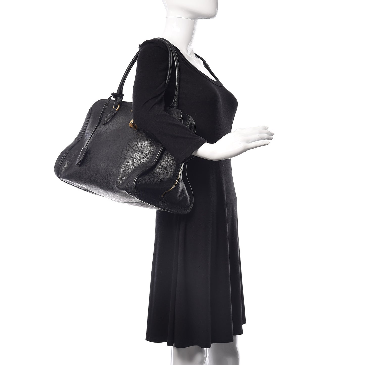 Pebbled Calfskin Large Skull Padlock Zip Around Tote Black