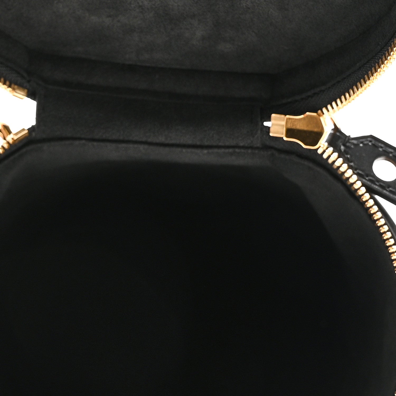 Louis Vuitton Reverse Monogram Cannes 5 of 9