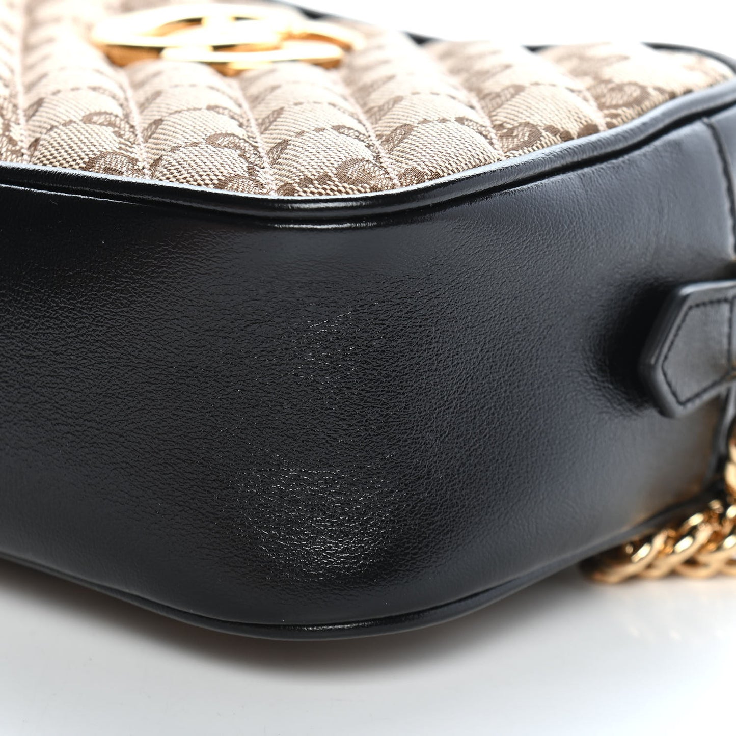 Monogram Matelasse Diagonal Small GG Marmont Chain Shoulder Bag Beige Black