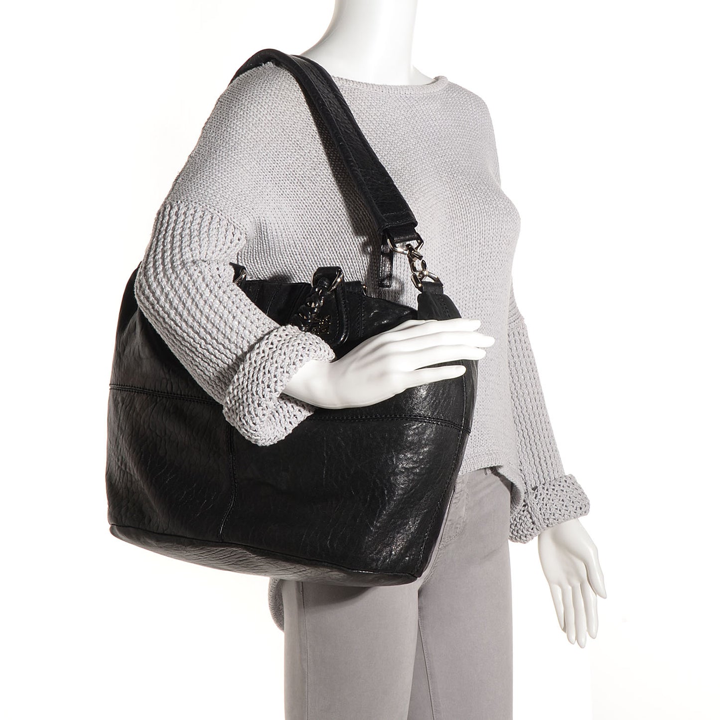 Wrinkled Lambskin Large Chain Wrap Nightingale Black