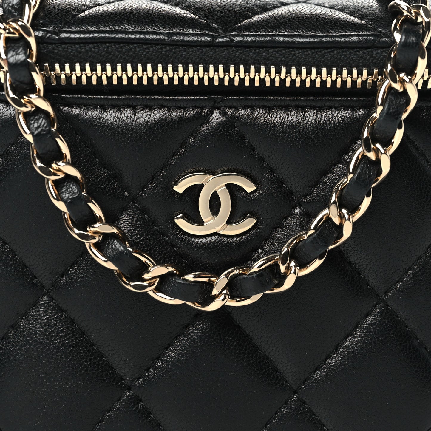Lambskin Quilted Mini Vanity Case With Chain Black