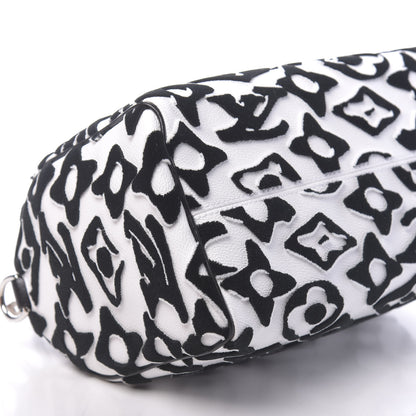 Louis Vuitton X UF Tufted Monogram Speedy Bandouliere 25 White Black 9 of 12