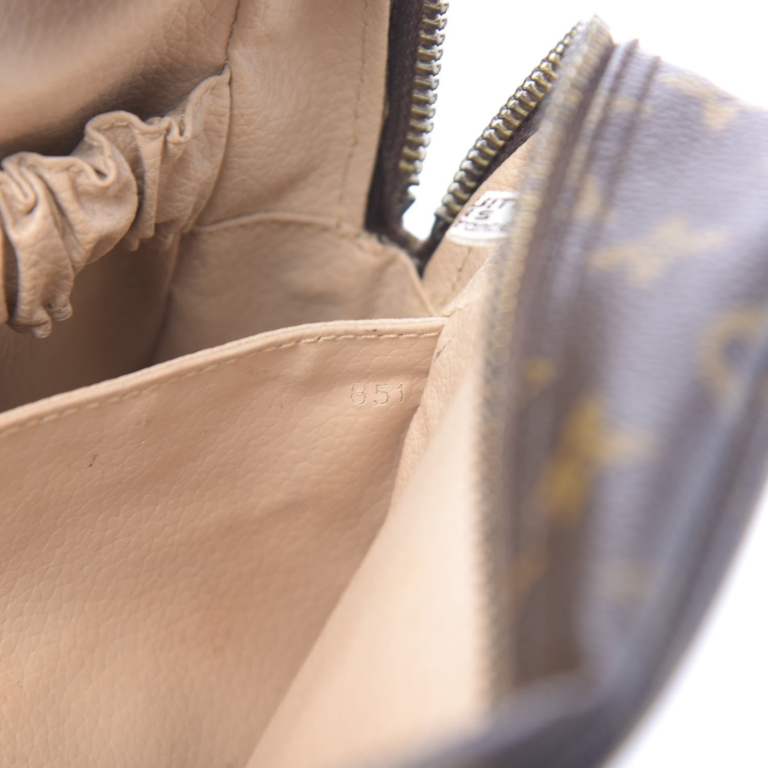 Louis Vuitton Monogram Trousse Toilette 28 7 of 11