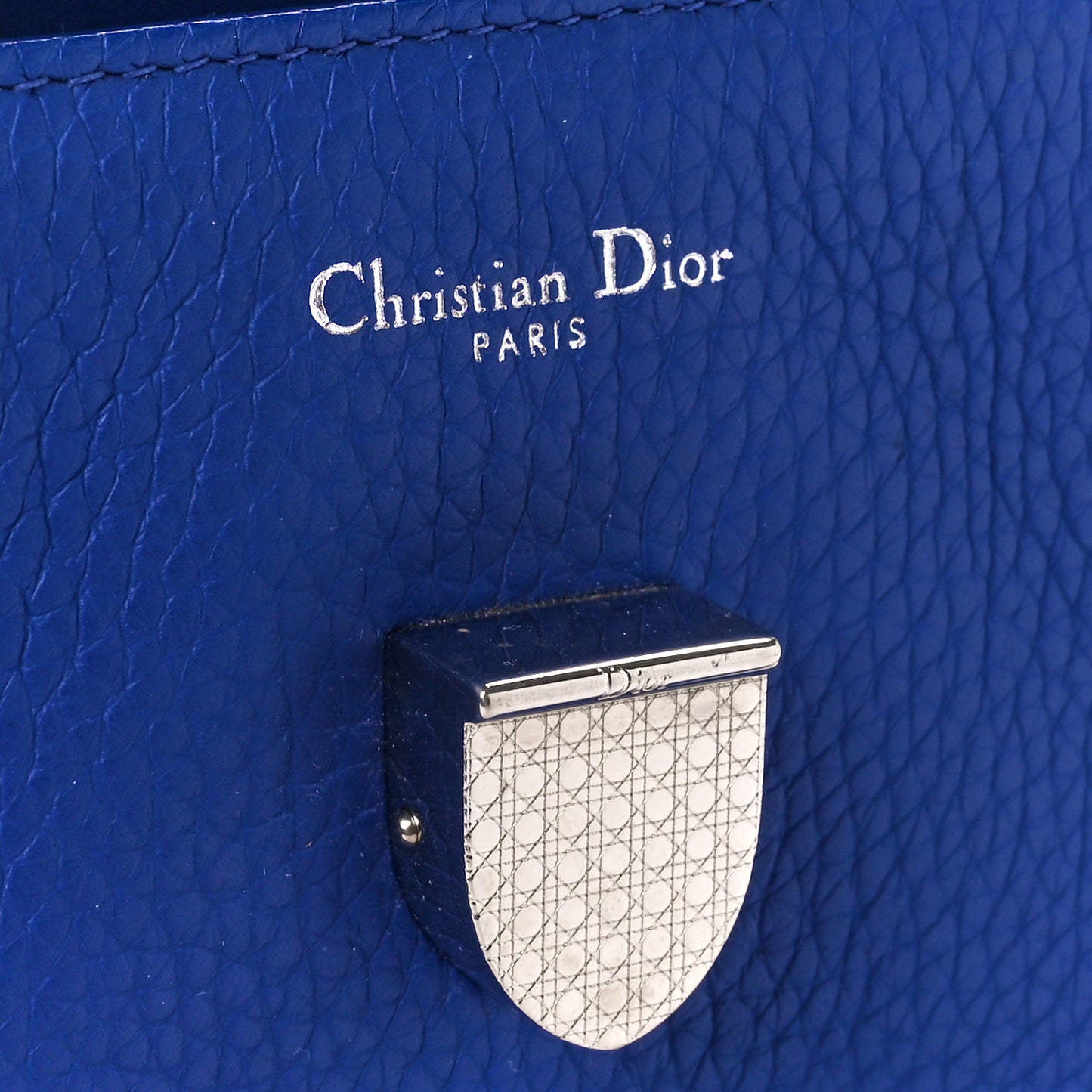 Bullcalf Medium Diorever Flap Yves Klein Blue