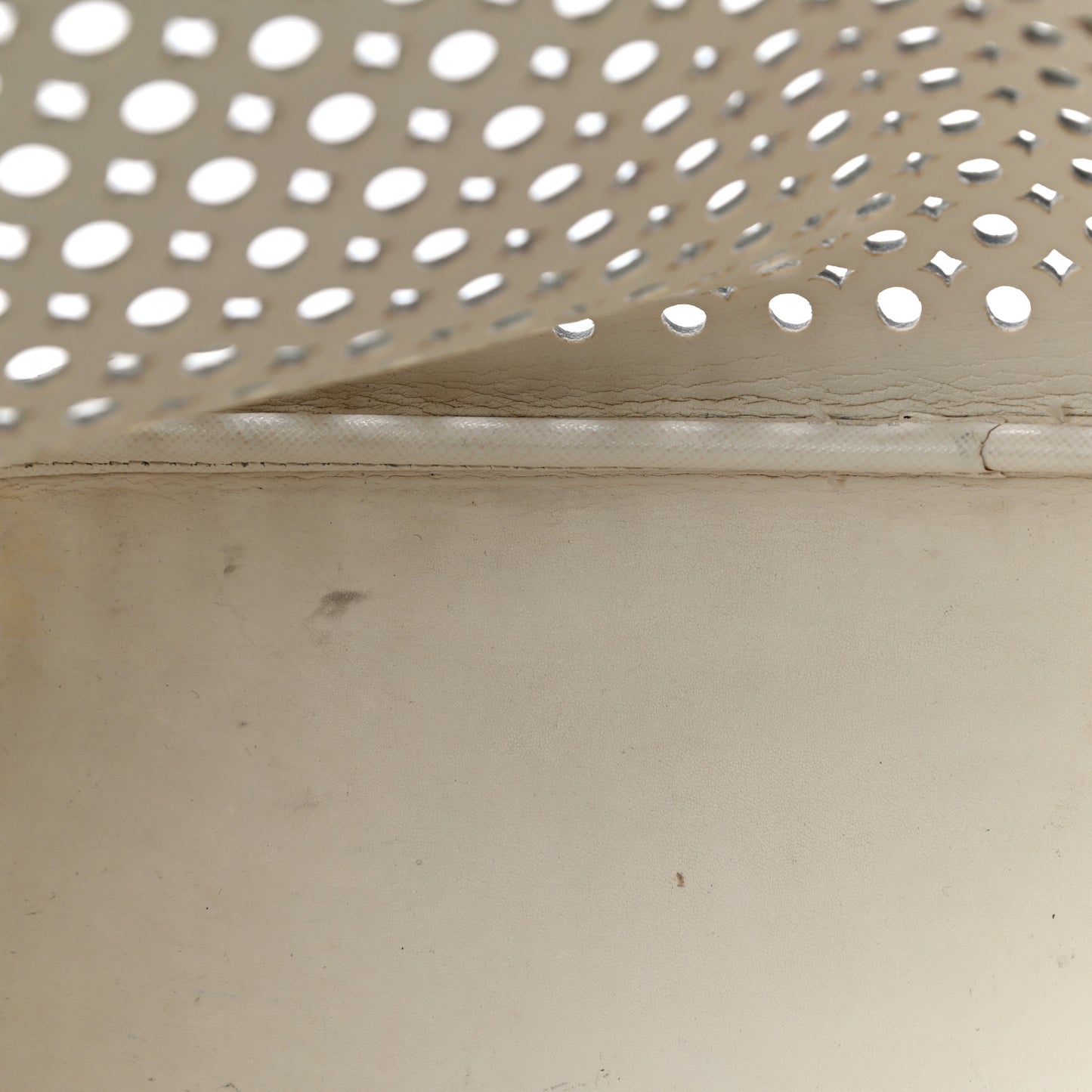 Saffiano Perforated Tote Talco