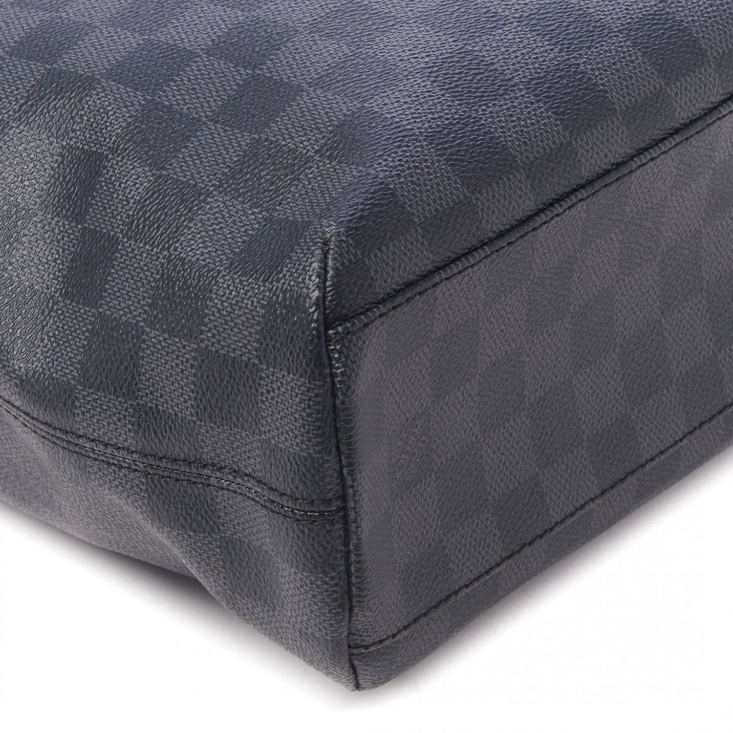 Louis Vuitton Damier Graphite Mick GM 8 of 8