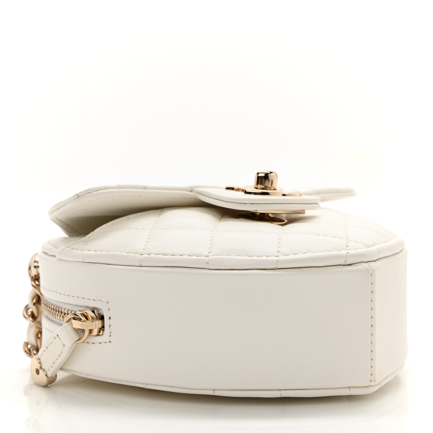 Lambskin Quilted CC In Love Heart Clutch With Chain White