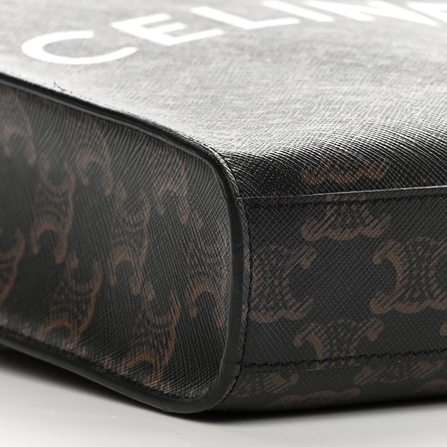 Triomphe Canvas Calfskin Mini Vertical Cabas Tan