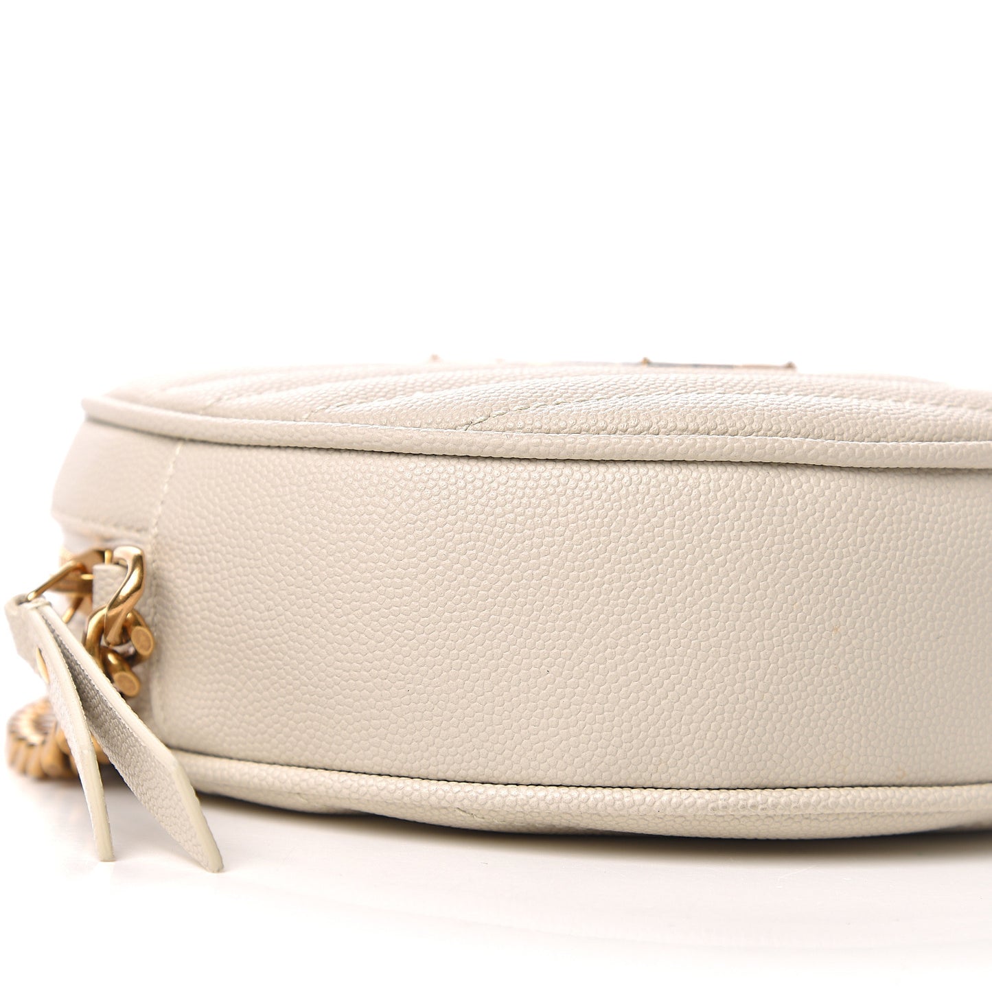 Grain De Poudre Matelasse Chevron Quilted Round Vinyle Camera Bag White